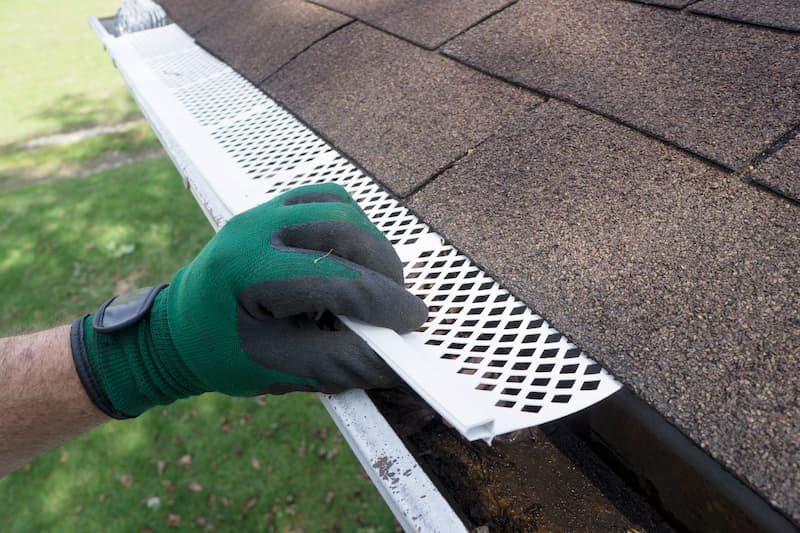 How Gutter Guards Preserve Your Gutters
