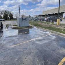 Parking Lot Cleaning in Des Moines, IA